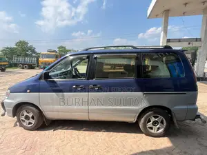 Toyota TownAce Noah 1997 Purple