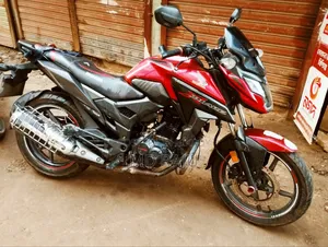 Honda 2022 Red