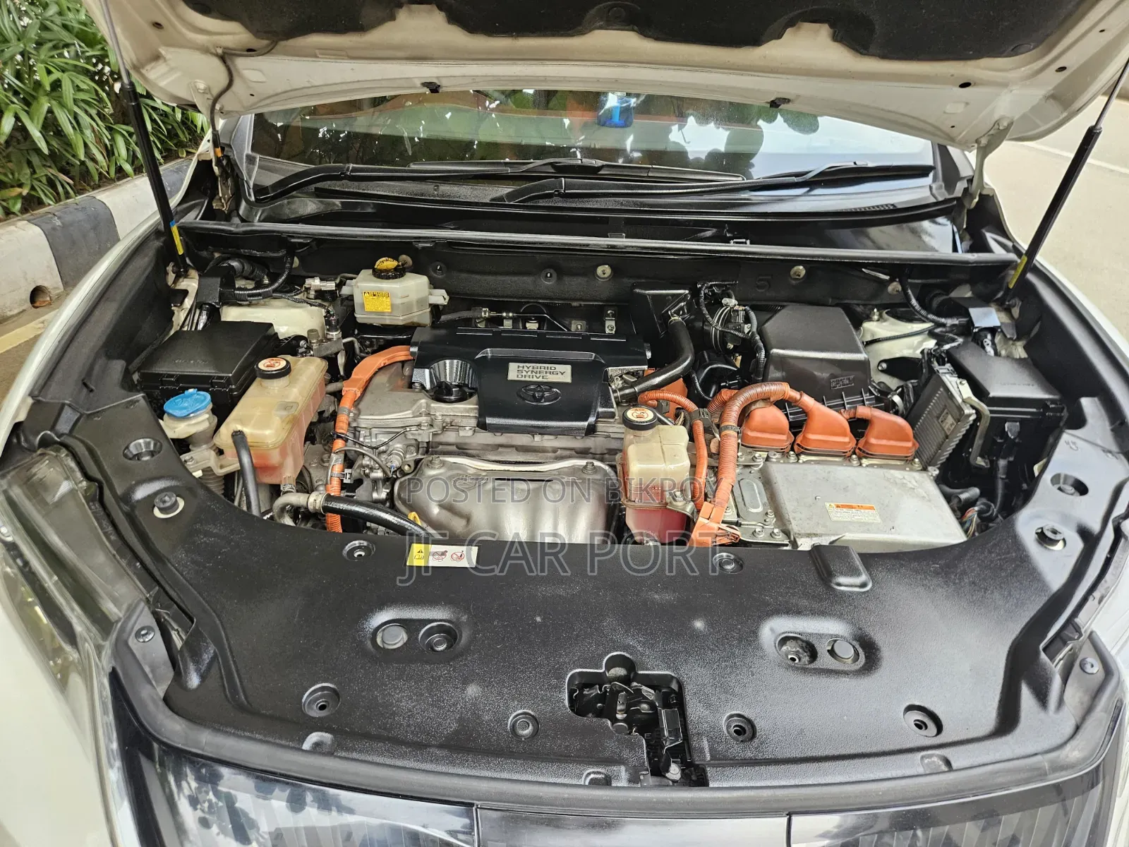 Toyota Harrier 2.5 Hybrid 4WD 2016 Pearl