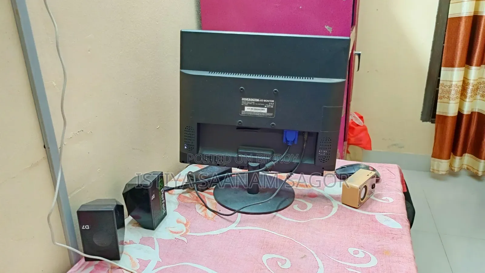 Gigasonic LED Monitor