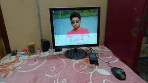 Gigasonic LED Monitor