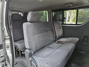 Toyota HiAce 2010 Silver