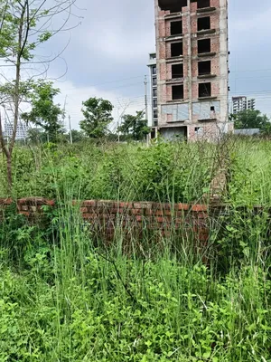 ব্লক-এন, ৩+৩=৬ কাঠা, ৯৭০০ সিরিয়াল, ৩০০ ফিট রোডের খুব কাছে