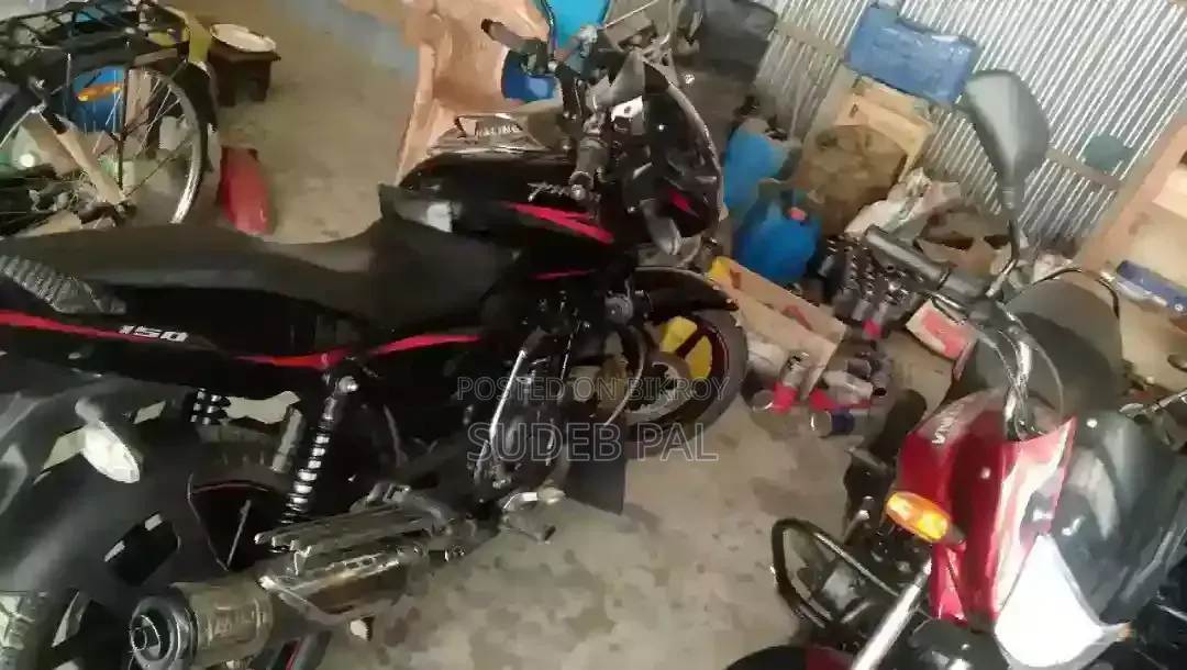 Bajaj Pulsar 150 2021 Black