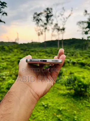 iQOO 256 GB White
