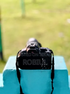 Canon 700d Camera