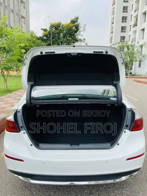 Honda Insight EX 2019 Pearl