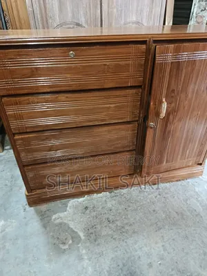 সেগুন কাঠের ওয়ারড্রোব