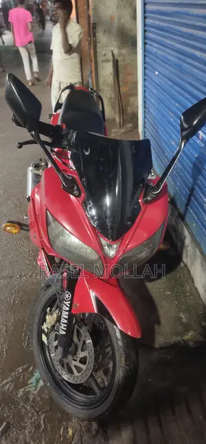 Yamaha 2014 Red