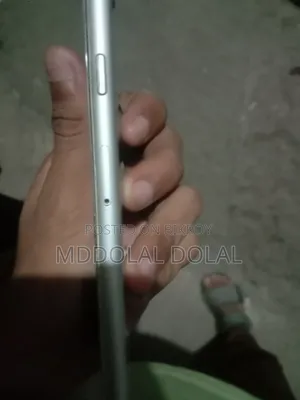 Apple iPhone 6 64 GB