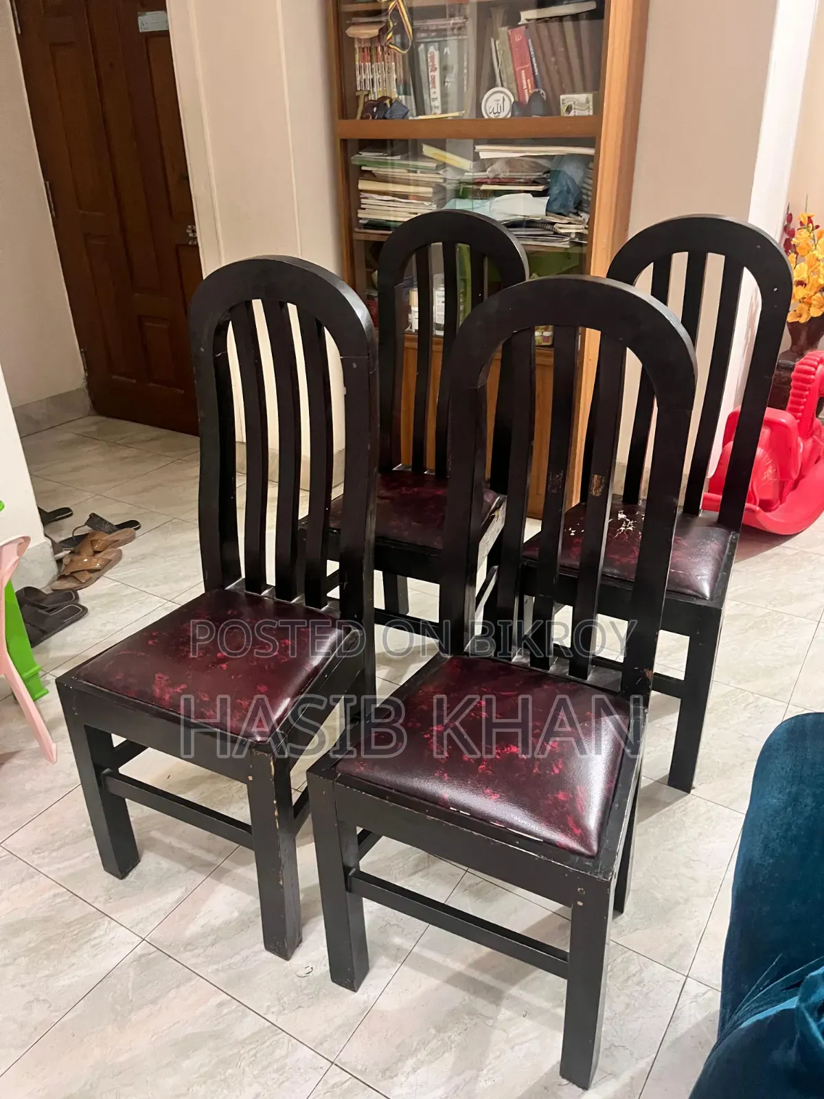 6 Chairs