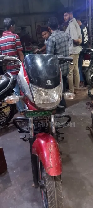 Bajaj Platina 125 2010 Red