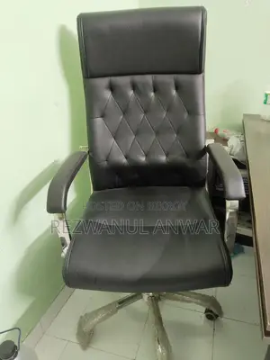 High Back Leather Office Executive Chair