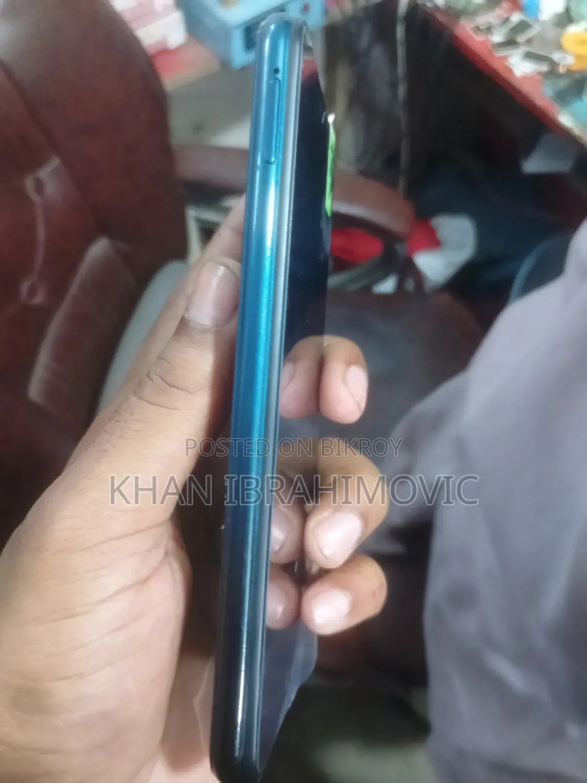 New Vivo Y17 128 GB Blue