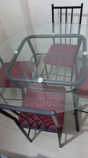 স্টিল ফ্রেমের চার সিটের ডাইনিং টেবিল ও চেয়ার