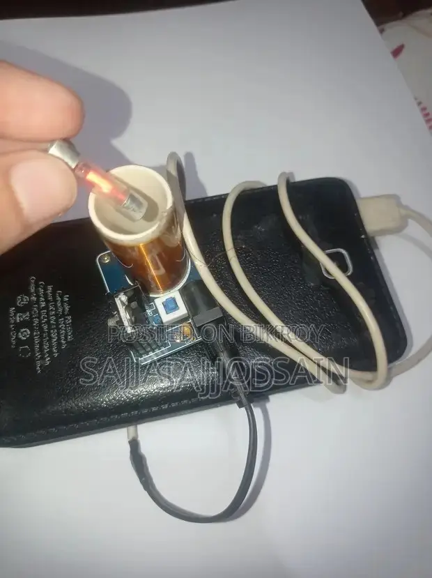 সায়েন্স প্রজেক্টের জন্য মিনি টেসলা কয়েল