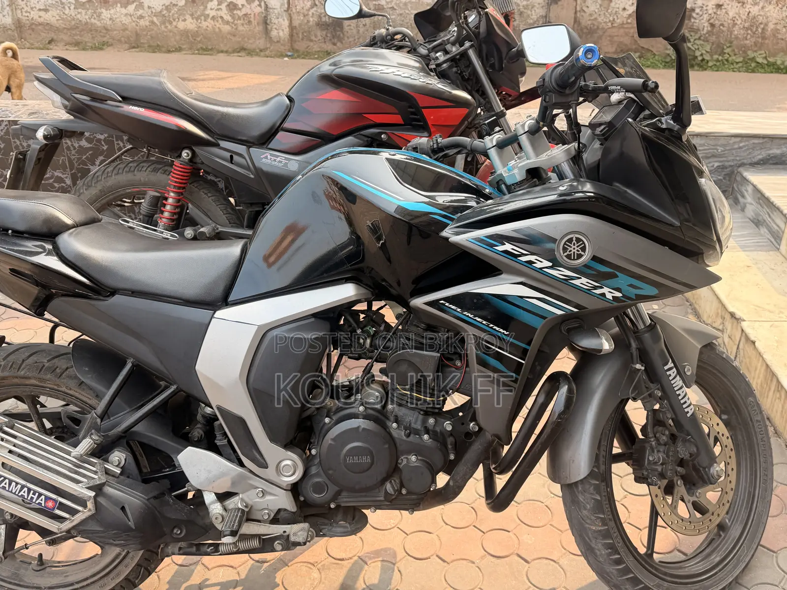 Yamaha 2020 Black