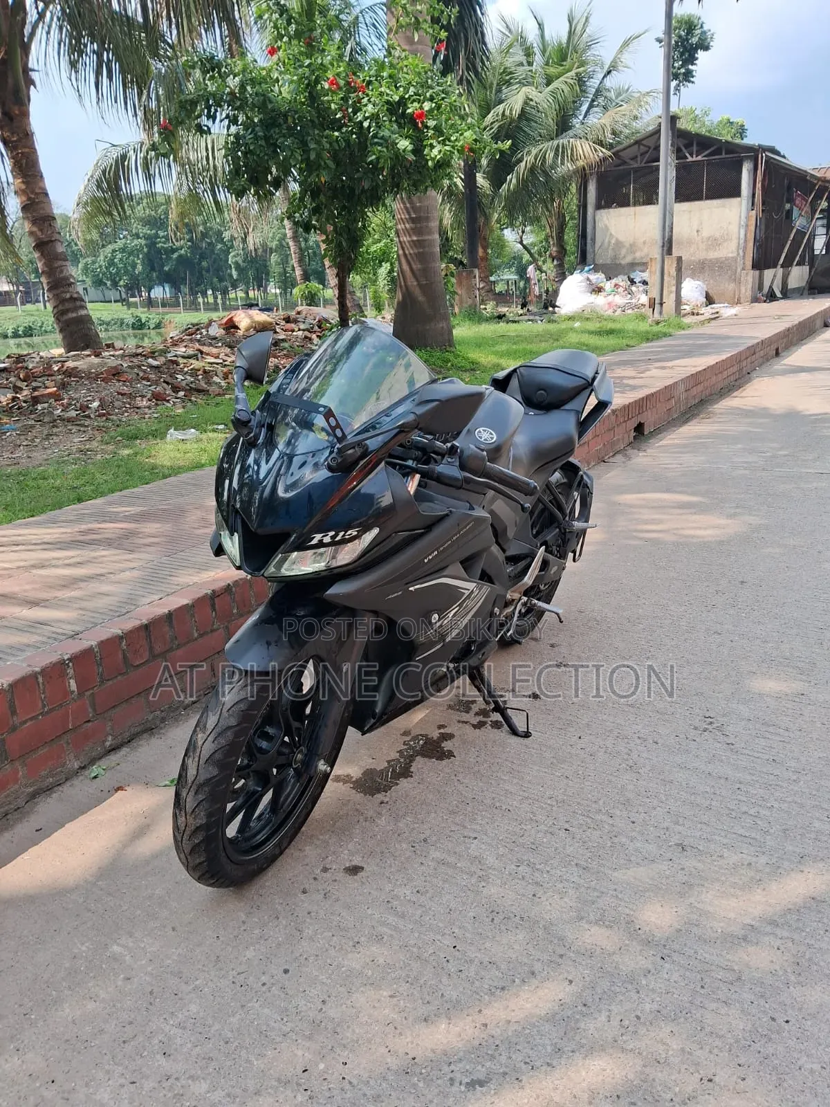 Yamaha R15 V3 2024 Black