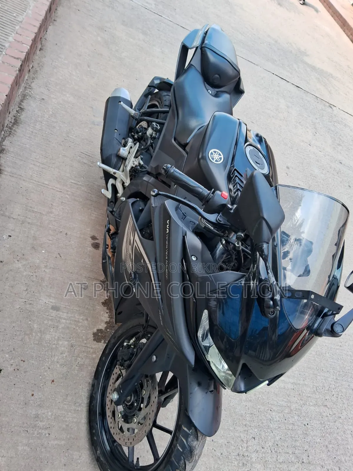 Yamaha R15 V3 2024 Black