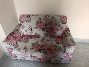Urgent Sale: Fresh Condition Sofa