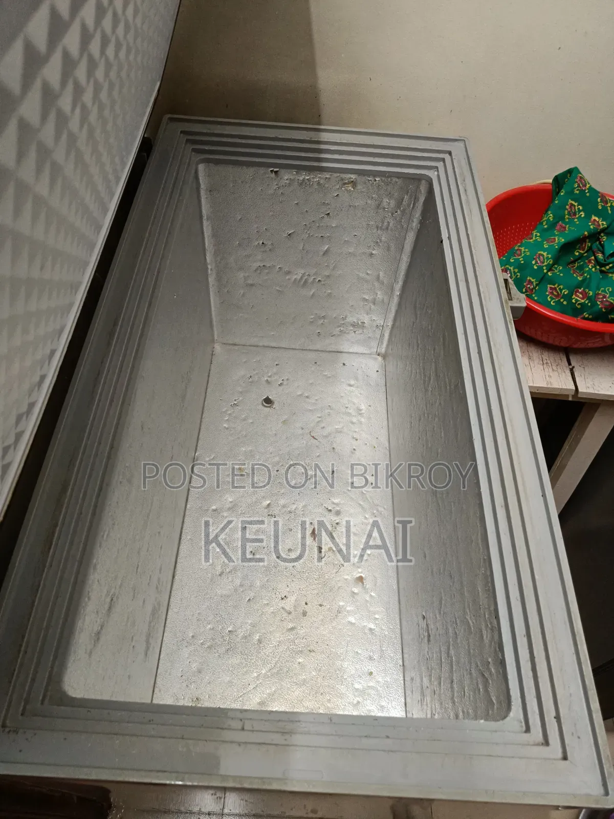Deep Fridge With Stabilizer