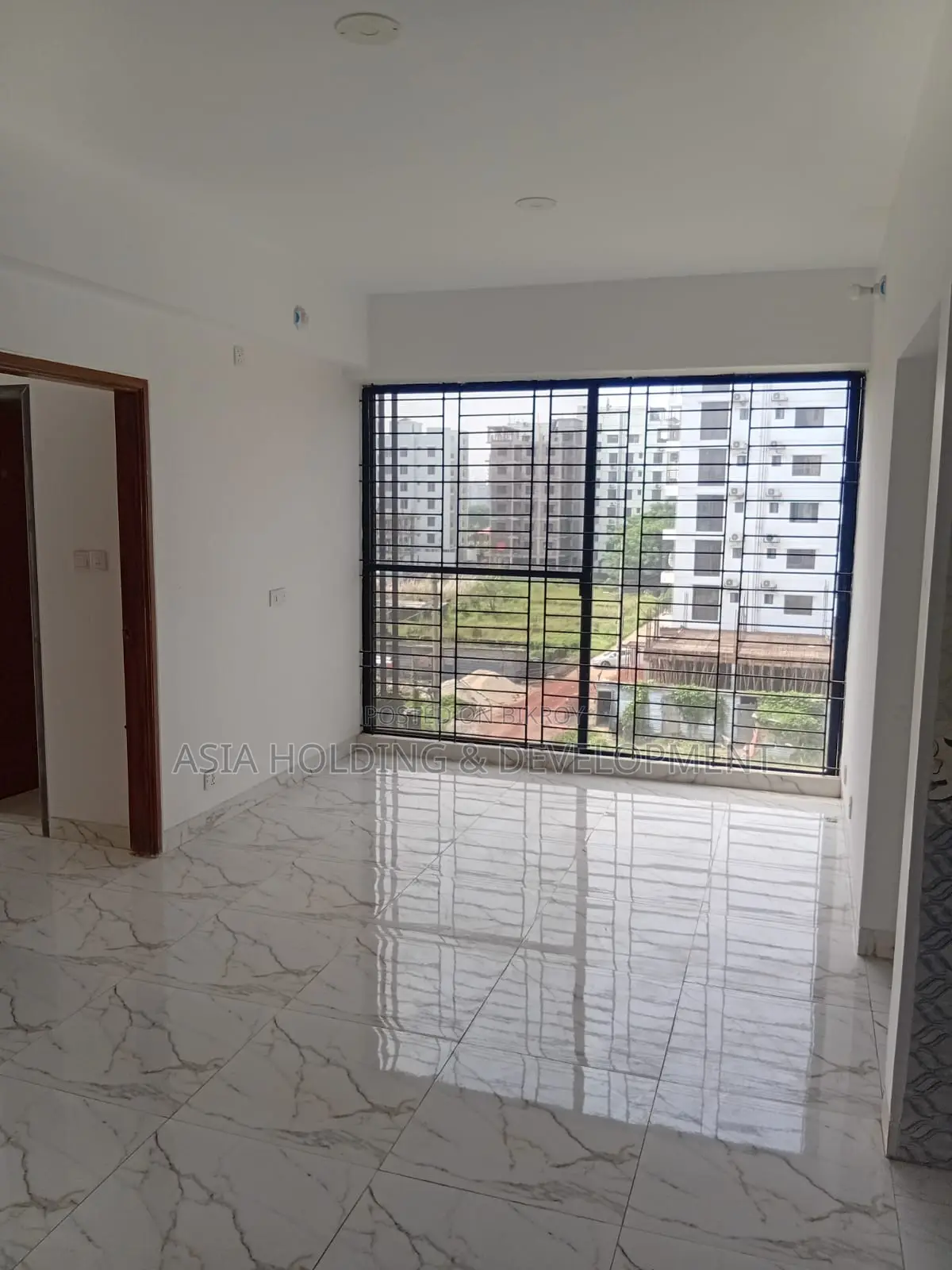 3bdrm Apartment in Basundhara for Sale