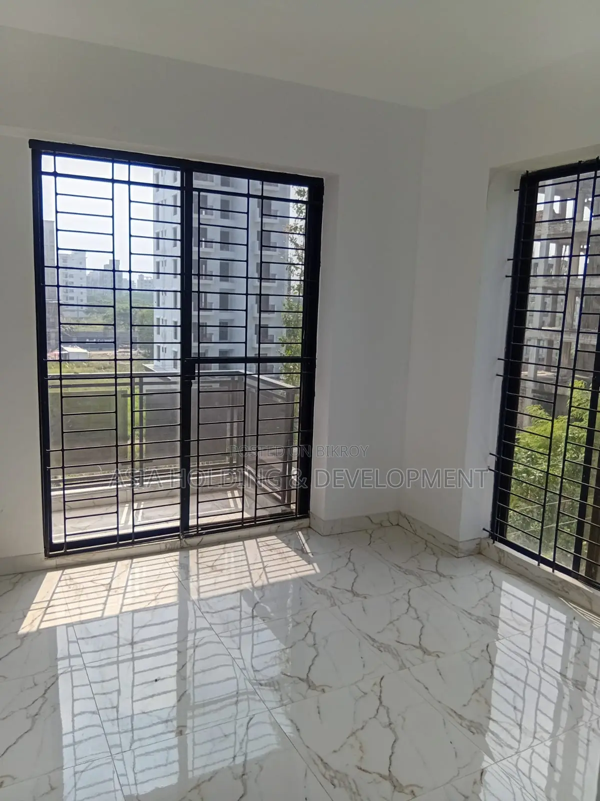 3bdrm Apartment in Basundhara for Sale