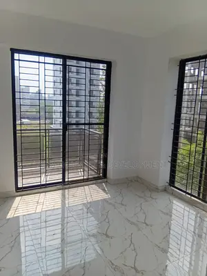 3bdrm Apartment in Basundhara for Sale