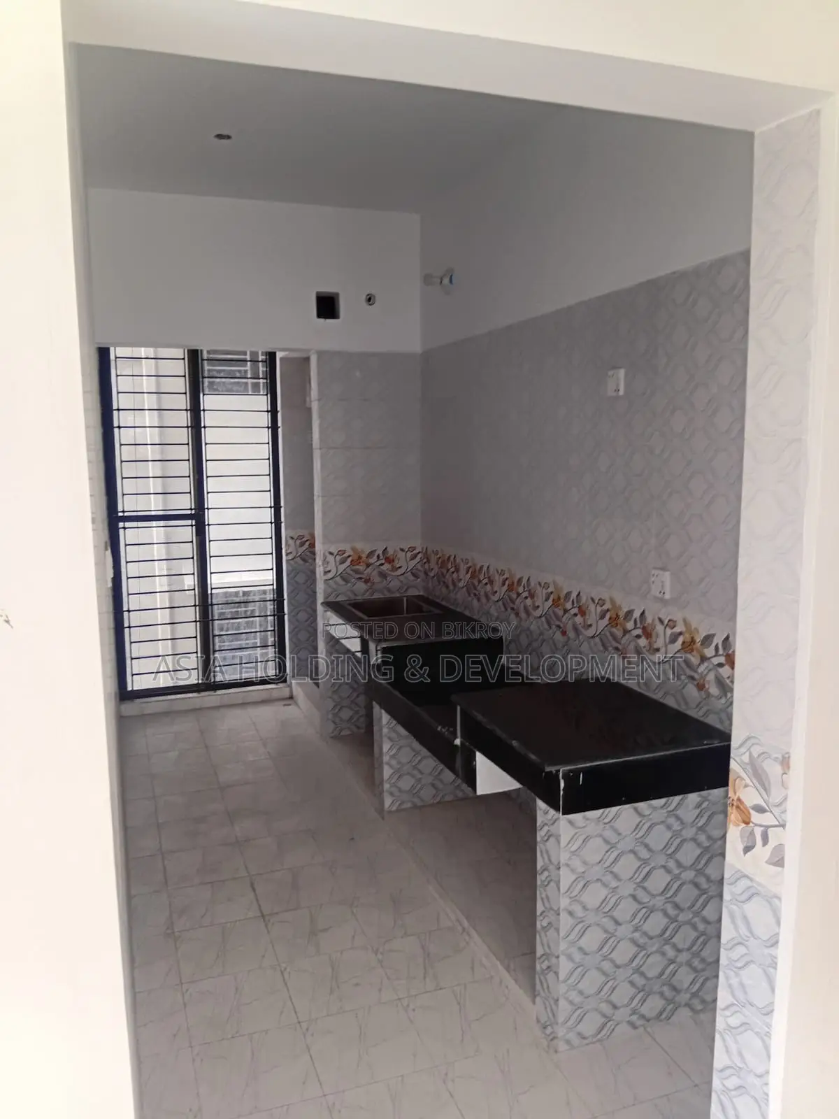 3bdrm Apartment in Basundhara for Sale
