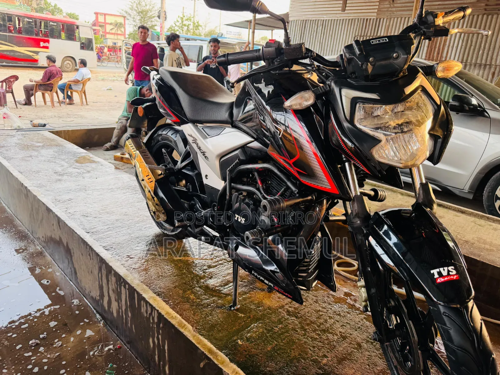 TVS Apache 160 4V 2021 Black