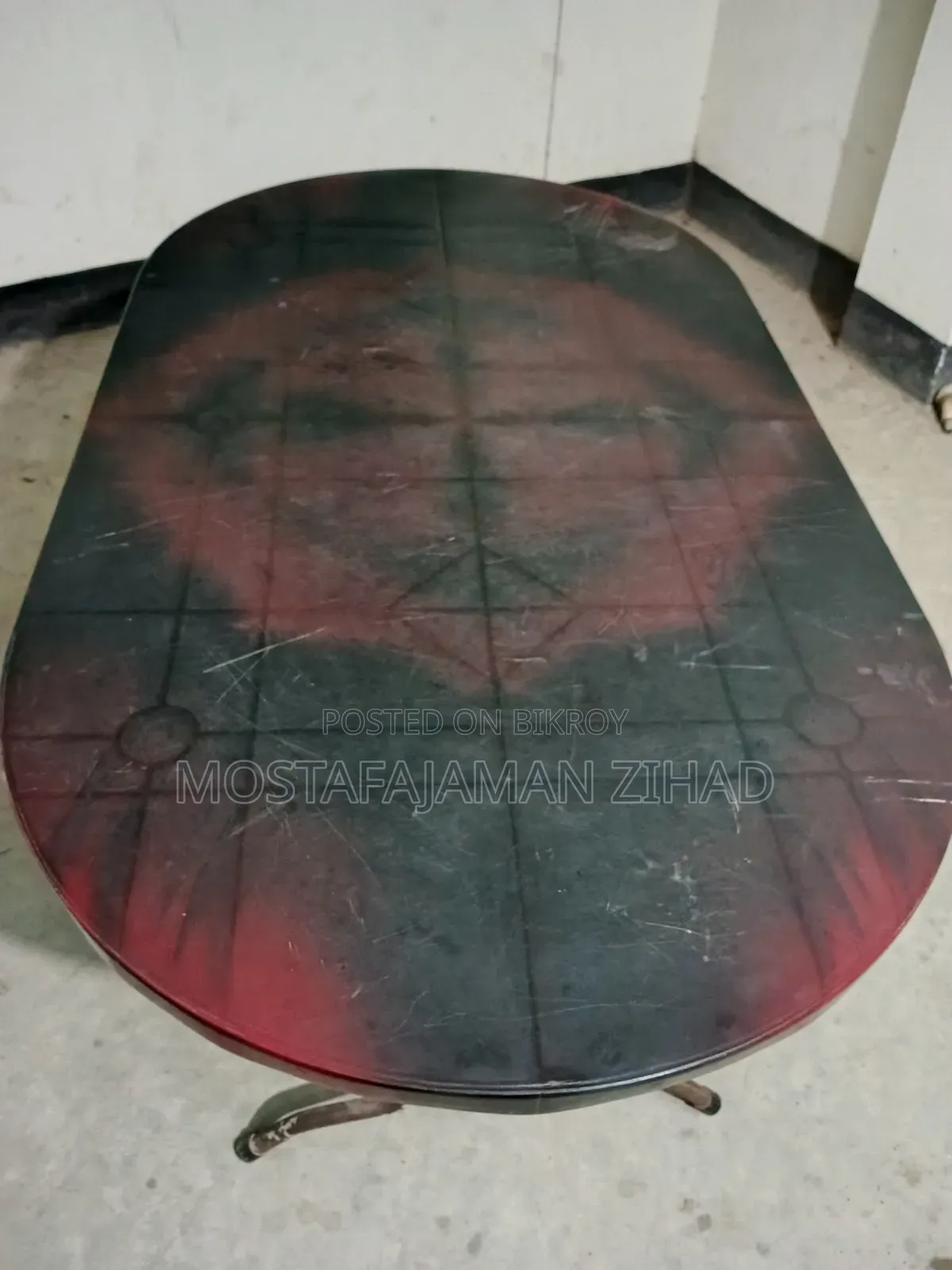 Tanin Plastic Dining Table