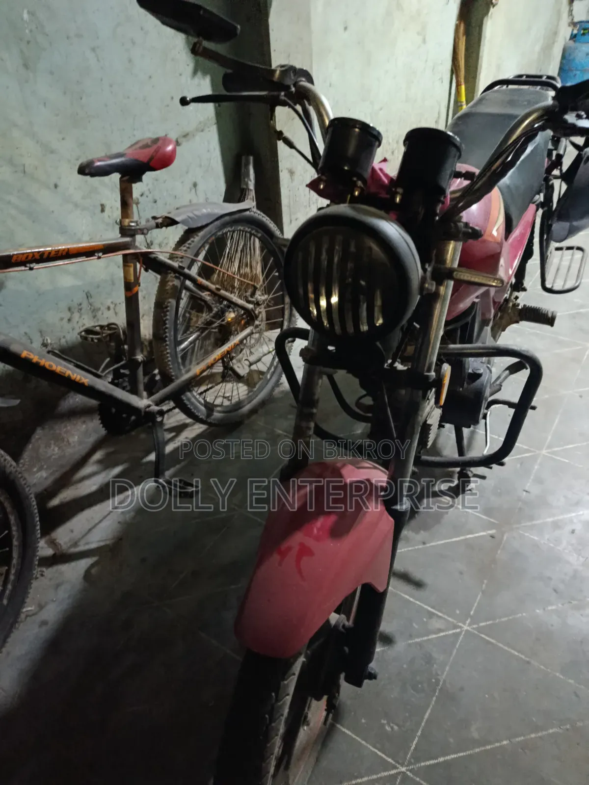 মোটরসাইকেল ২০১২ লাল