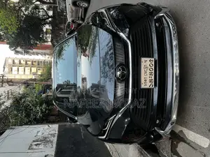 টয়োটা হ্যারিয়ার ২.০ ২০২১ কালো