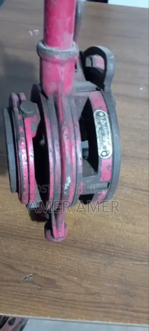 Thread Cutting Die