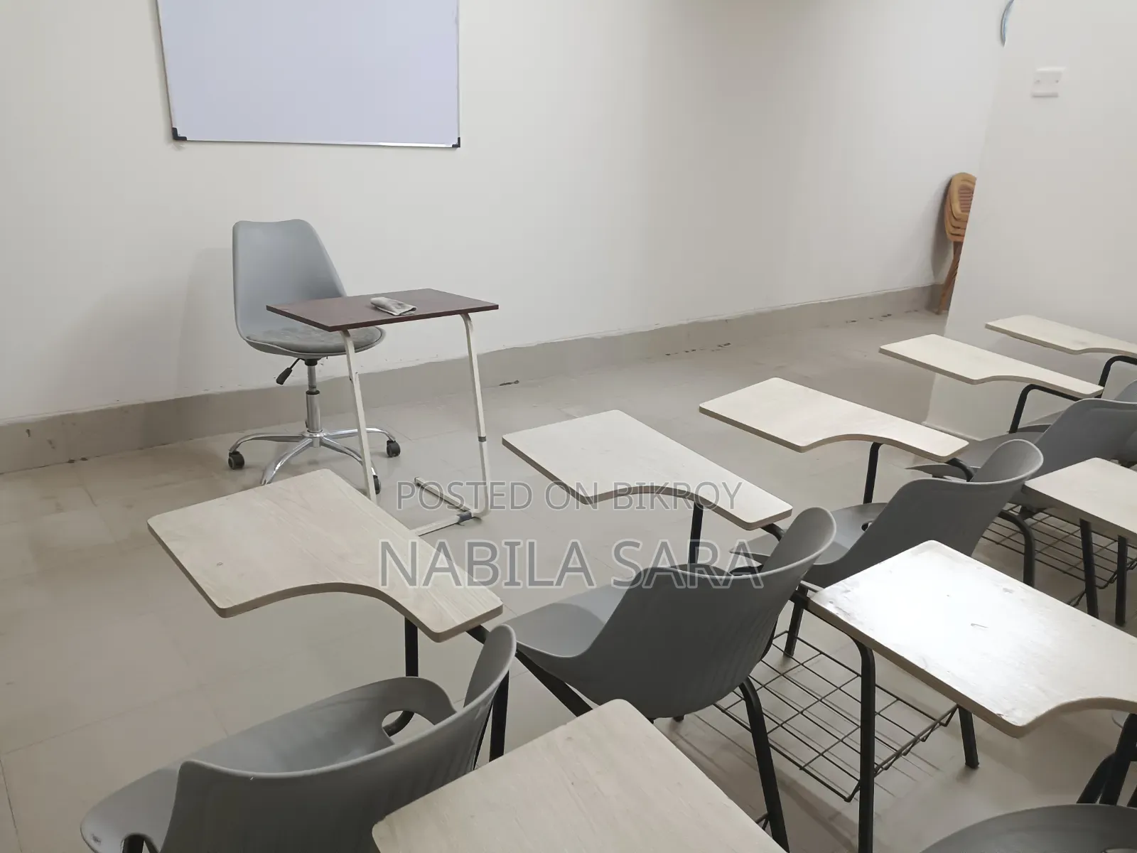Training/Classroom Chair With Writing Pad