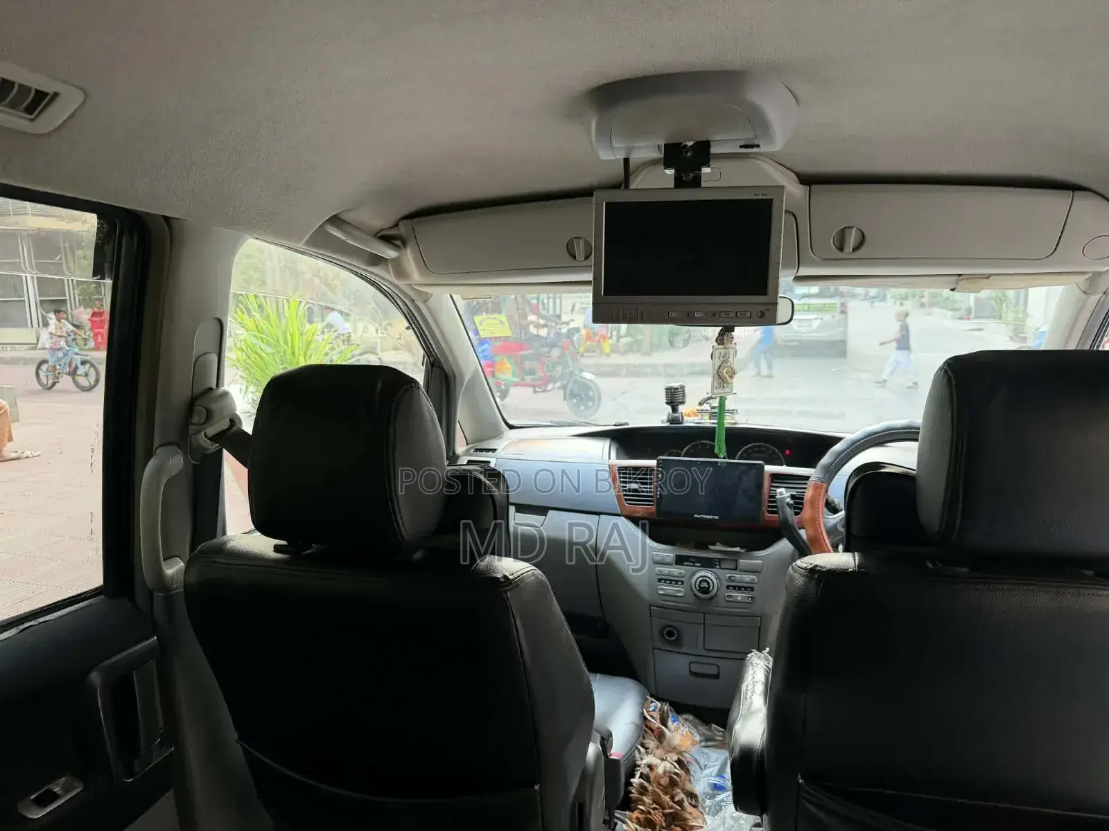 Toyota Noah 2004 Black