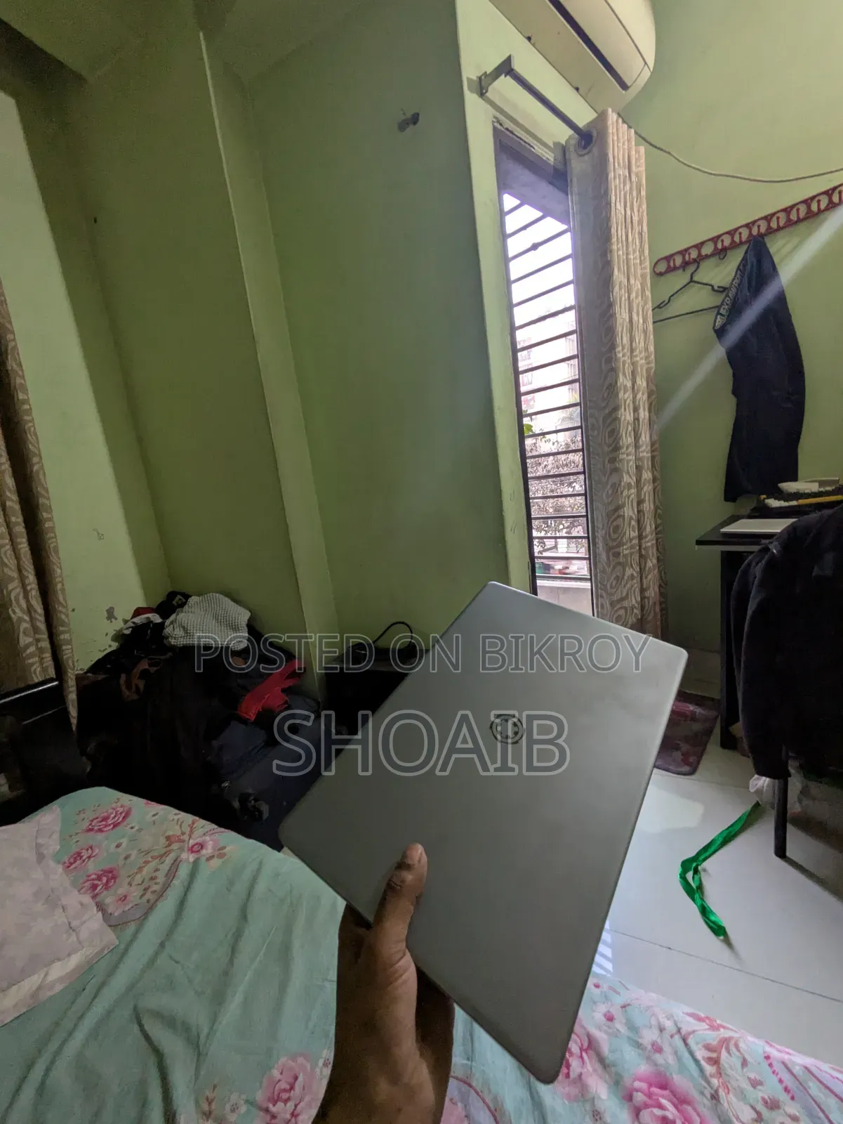 Laptop 8GB Intel SSD 256GB