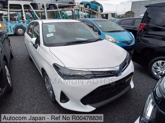Toyota Corolla Fielder 1.5 Hybrid FWD 2023 White