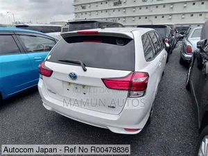 Toyota Corolla Fielder 1.5 Hybrid FWD 2023 White