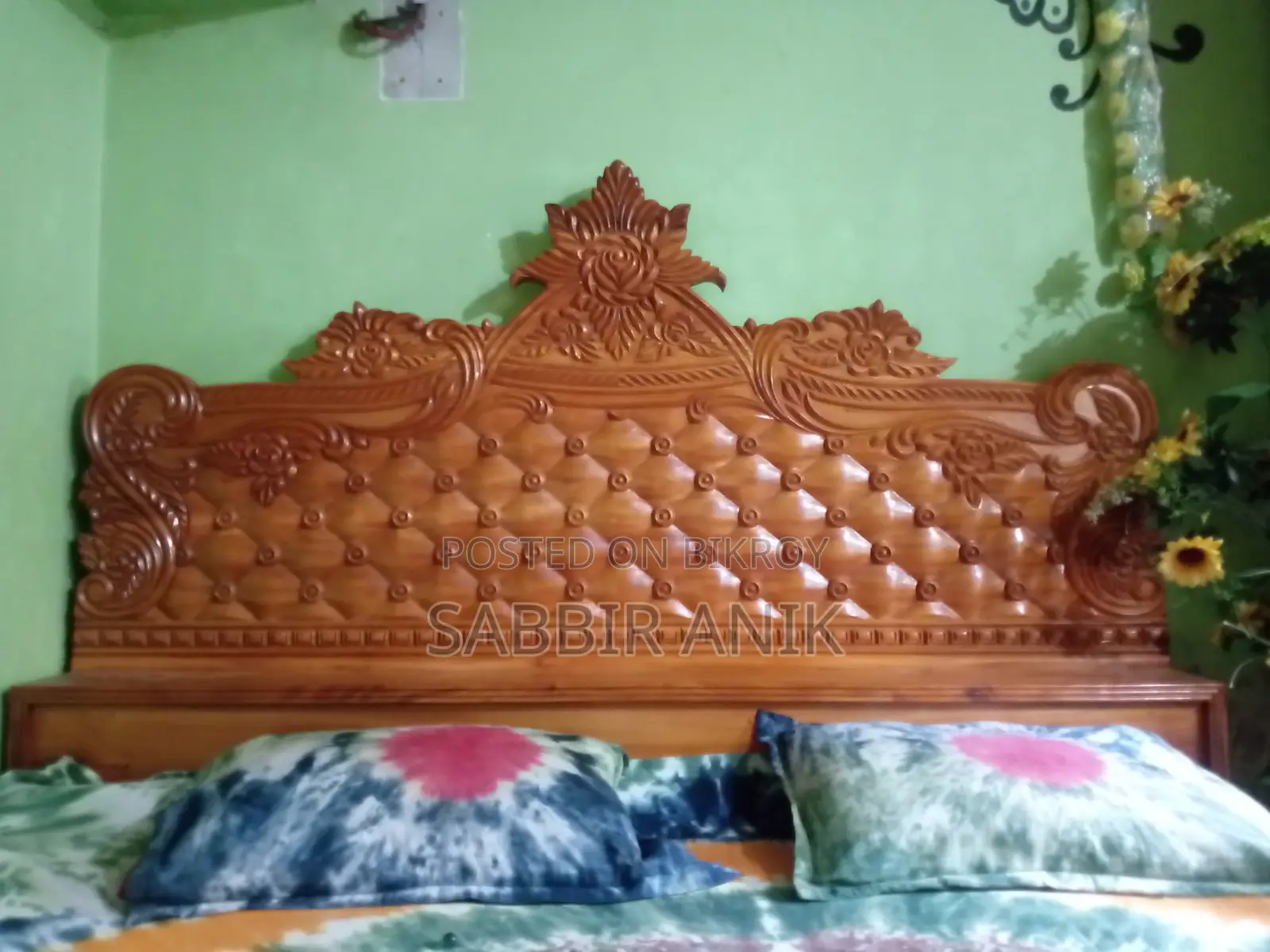 Mahogany Wooden Bed