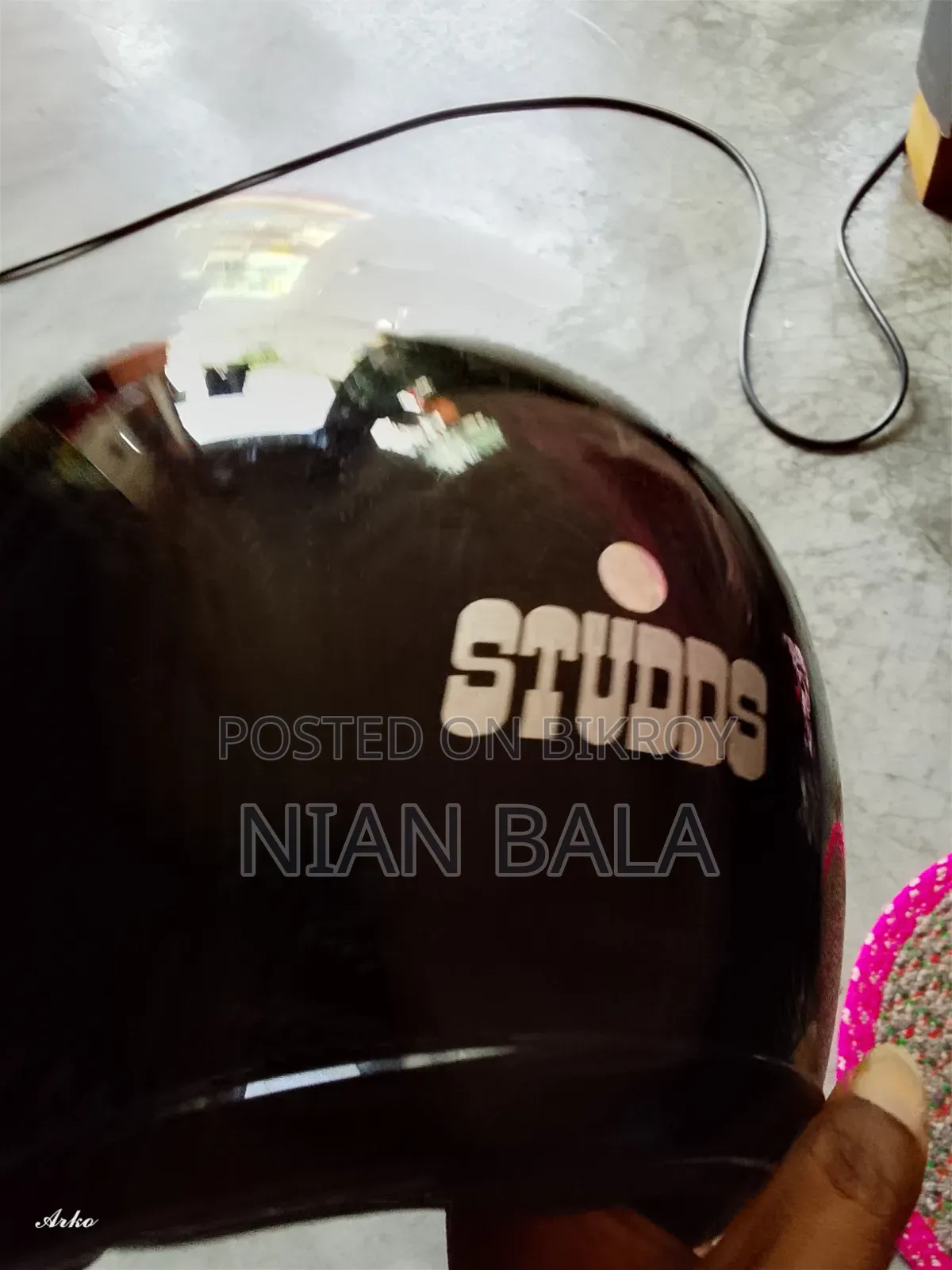 Studs Helmet