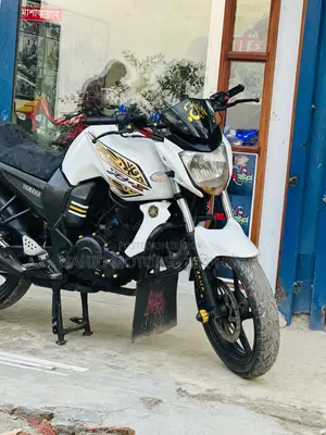 Yamaha FZ 2014 White