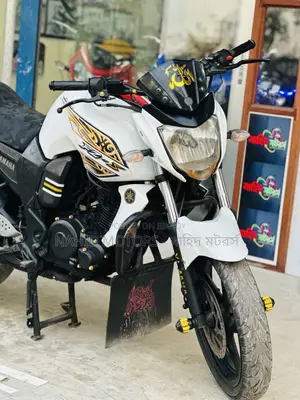 Yamaha FZ 2014 White