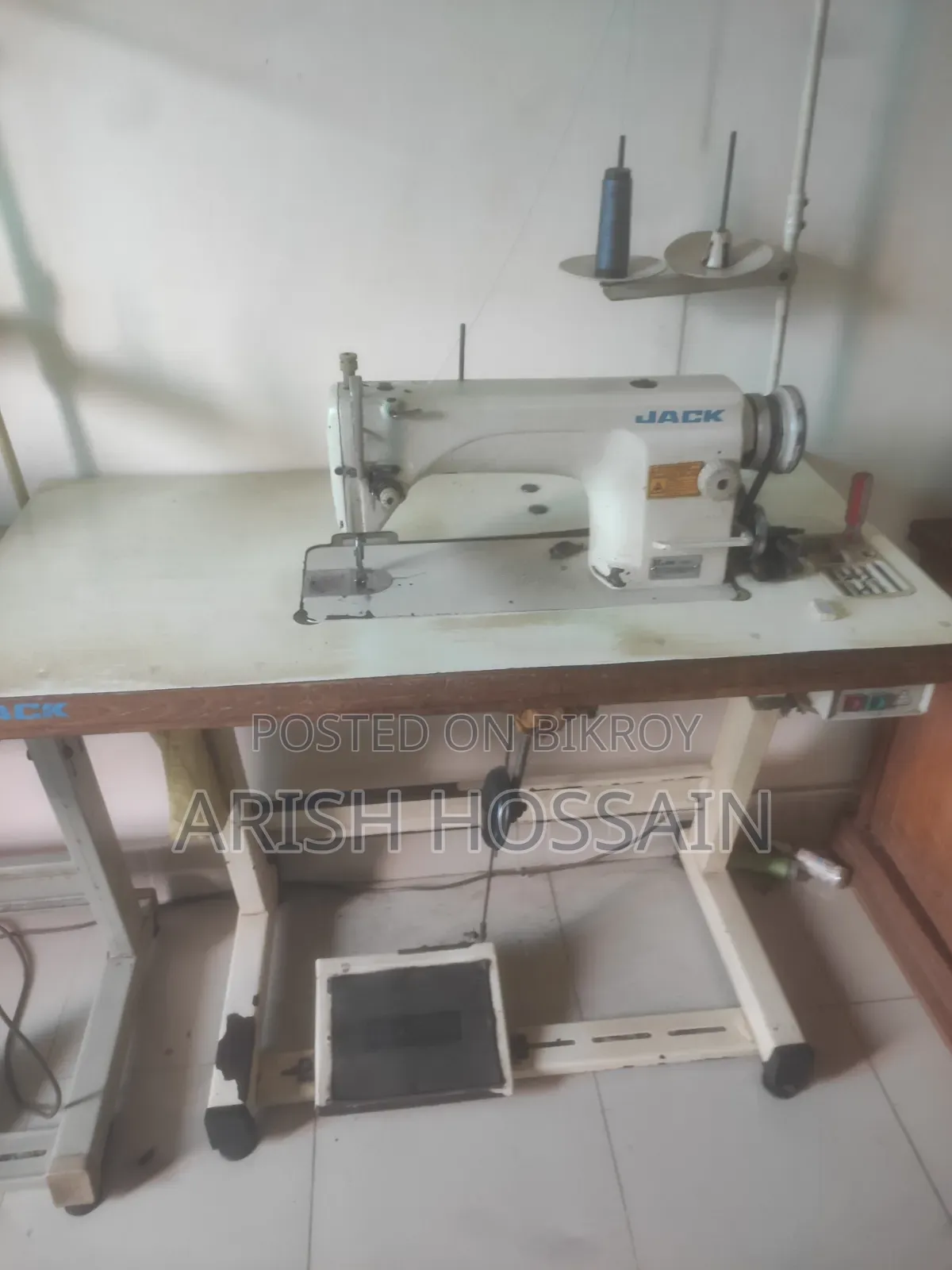 Electronic Sewing Machine