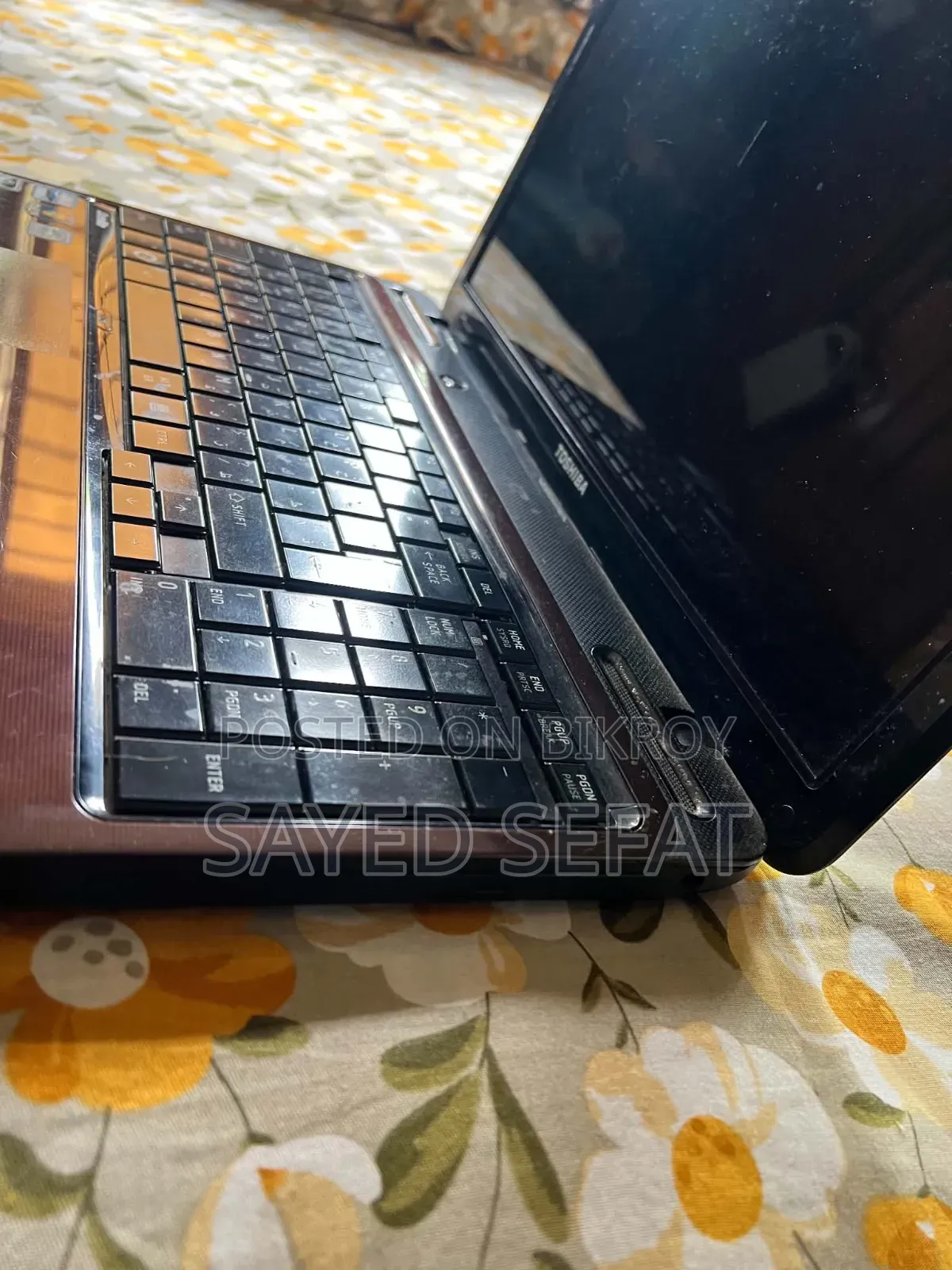 Laptop Toshiba Satellite L755 4GB Intel Core I3 HDD+SSD 128GB