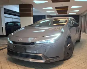 Toyota Prius Limited 2023 Gray