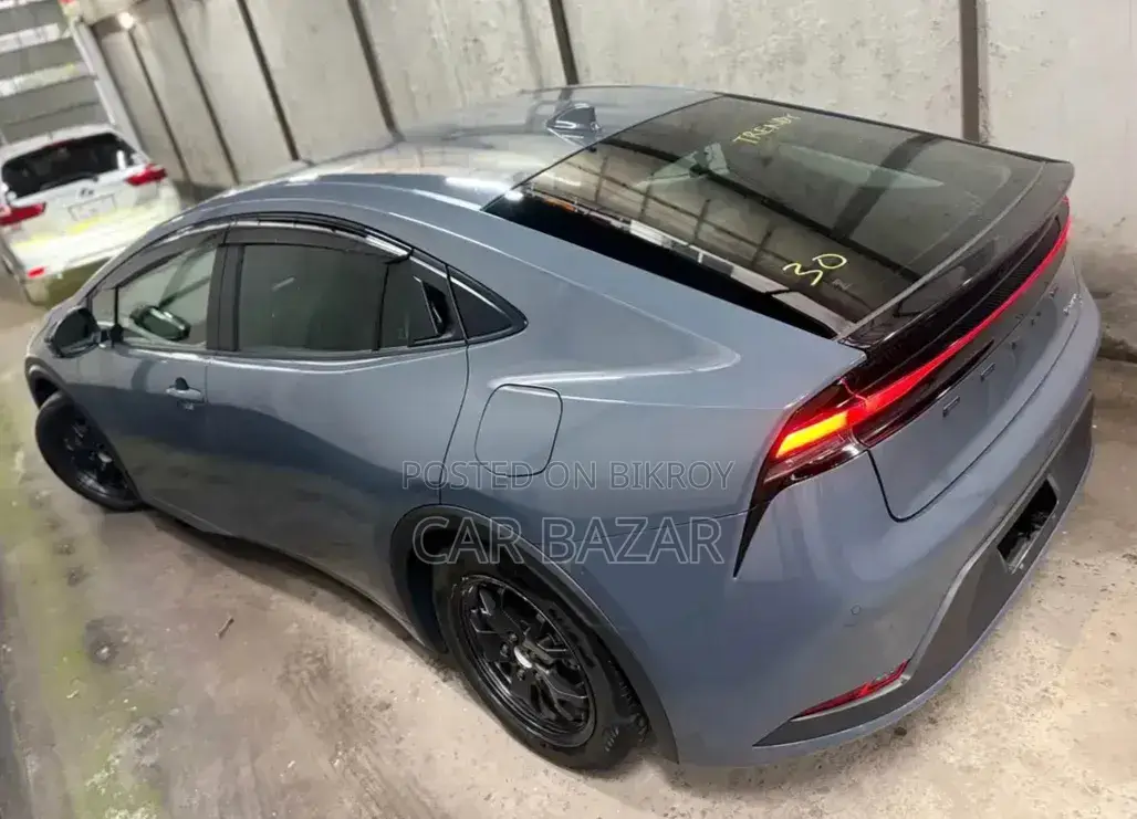 Toyota Prius Limited 2023 ধূসর