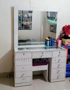 Dressing Table Good