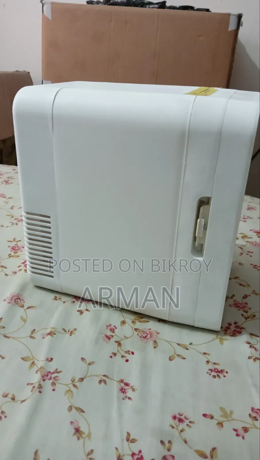 Mini Portable Refrigerator 8L Cooler and Warmer