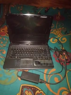 Laptop Acer 4GB HDD+SSD 256GB